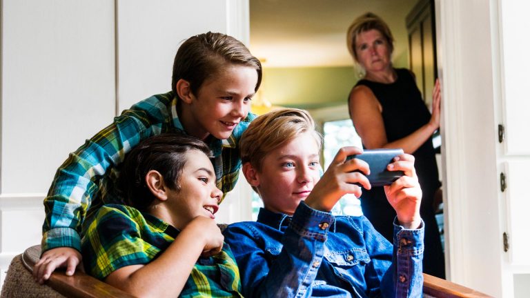 your child and social media in the 2020s